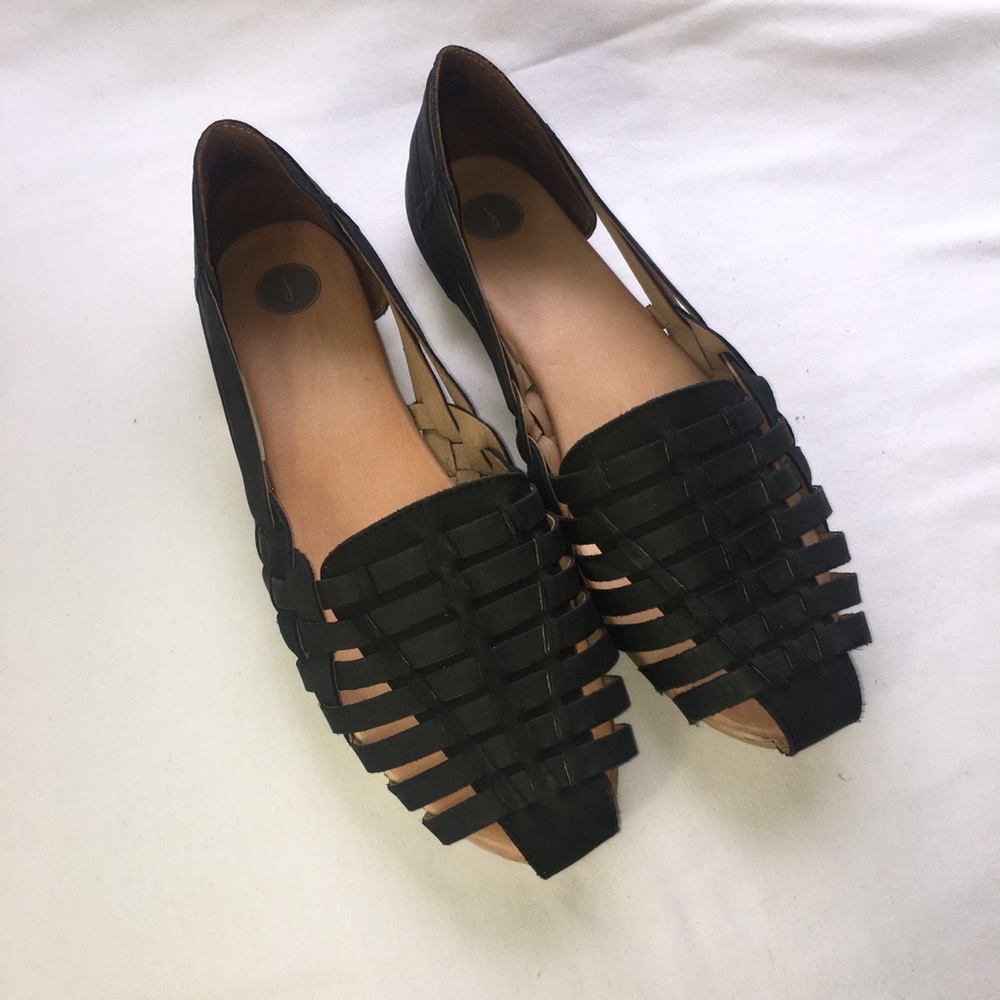 Women's Black Woven Sandals